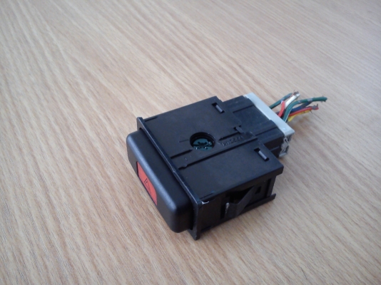 สวิตช์ไฟฉุกเฉินของรถ HONDA ACCORD ปี94-97 สวิตช์ไฟฉุกเฉินของรถ HONDA ACCORD ปี94-97