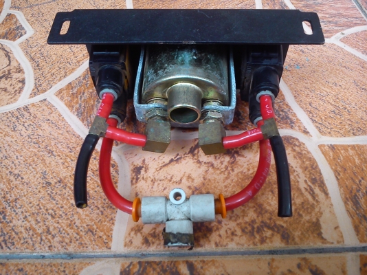 เกจ์ สวิตช์ เปิด ปิดลม พร้อมกรอบเหล็ก