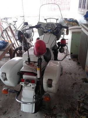 Honda CBX750 POLICE พร้อมไซเลนและกระเป๋าข้าง inv อย่างเดียว