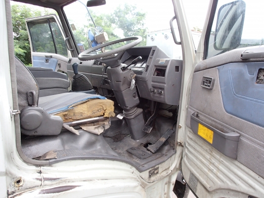 HINO 779 WO4D 117แรงเปลี่ยนหัวซูปเปอร์เสี่ยยาว 5.5ม.เครื่องแน่นแอร์ฉ่ำแคชซีงาม (ด่วนขายตัด 260000 ก่อน15สค58ด่วนครับ)