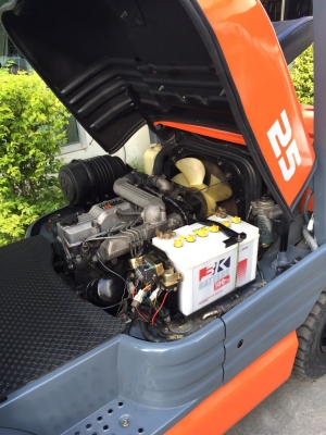 TOYOTA รุ่น 6 FD - 25 เครื่องยนต์ดีเซล เกียร์ออโต้ เสาสูง 3 เมตร