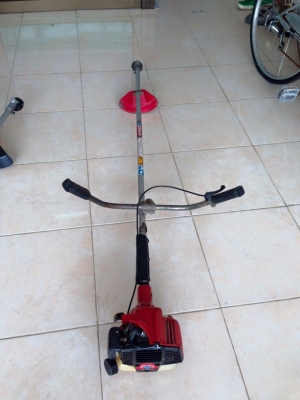 เครื่องตัดหญ้า มือสอง 2 แรงครึ่ง CB-2011H ราคา 2500