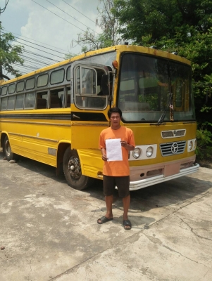 รถบัส ยี่ห้อ BENZ 34 ที่นั่ง ปีจดทะเบียน 2547  145 แรงม้า เครื่อง 6BB1