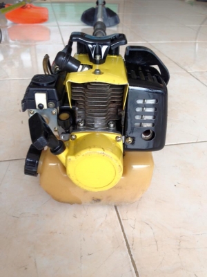 เครื่องตัดหญ้า ES-209P 3 แรง ราคา 3000