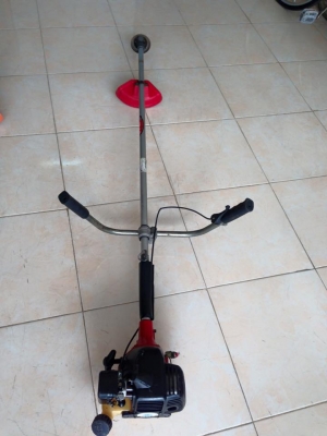 เครื่องตัดหญ้า CB-2210 3แรง ราคา 3000