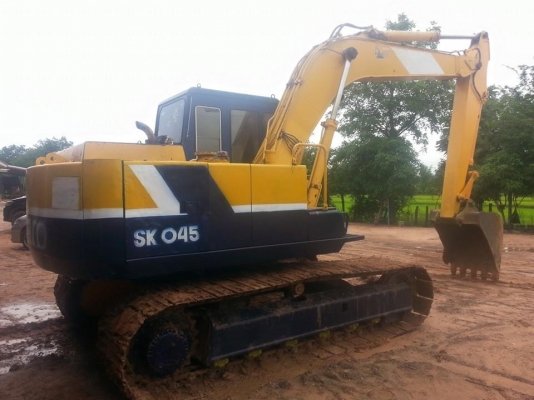 ขายแบคโค KOBELCO SK045 สภาพสวยมาก เครื่องดี เอวแน่น แอร์เย็น ช่วงล่างดี บูมอาร์มสวย สภาพพร้อมใช้งาน เอกสารเล่มทะเบียนพร้อมโอน สนใจโทร 090-8588220คุณนะ 093-3258446คุณบิว ID:narong498 หรือเข้าดูสินค้าอื่นๆได้ที่ www.truck.in.th/498 หรือเพจFacebook ณรงค์ ซื้