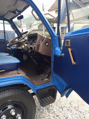 ขายด่วน  TOYOTA DYNA 300 BU82 ปี 2544