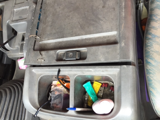 หัวลาก อีซูซู GXZ 320 ปี46 สภาพดีสวยเดิมทั้งคัน ทะเบียนพร้อมโอน