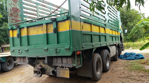 ขายสิบสองล้อสองเพลา isuzu GIGA 360 ไม่ดั้ม