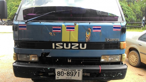 หกล้อ อีซูซุ NPR115โบว์ หัวตาหวาน ดั้ม5คิว สามมิตรแท้3.80ม สวยพร้อมใช้ พร้อมโอน ราคา 375,000บ หกล้อ อีซูซุ NPR115โบว์ หัวตาหวาน ดั้ม5คิว สามมิตรแท้3.80ม สวยพร้อมใช้ พร้อมโอน ราคา 375,000บ