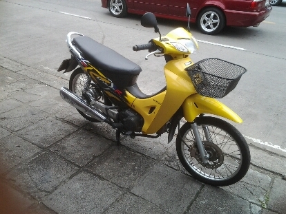 เวฟ125ปี47ตาทเท้า