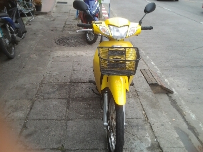 เวฟ125ปี47ตาทเท้า
