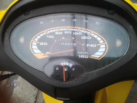 เวฟ125ปี47ตาทเท้า