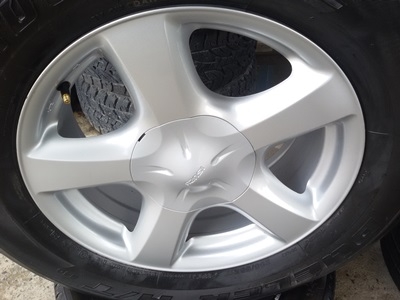 ขายล้อISUZU V Cross 17พร้อมยาง255/65/17ปี0613 4 ล้อ