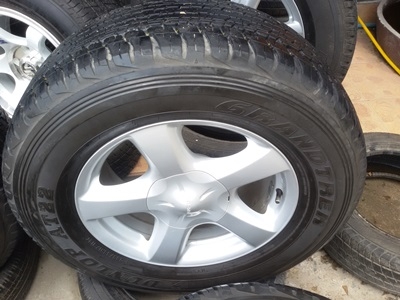 ขายล้อแม็กISUZU V Cross ขอบ17ยาง265/65/17   4 ล้อ