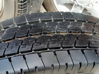 ขายล้อกะทะ(ป้ายแดง)15 6รูยาง215/70/15 ปี 2015  4 ล้อ