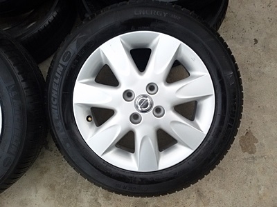 ขายล้อแม็กNISSAN March 15 ยางปี 4413   4 ล้อ