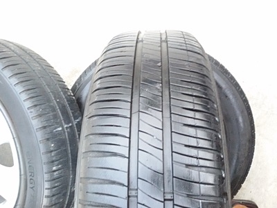 ขายล้อแม็กNISSAN March 15 ยางปี 4413   4 ล้อ