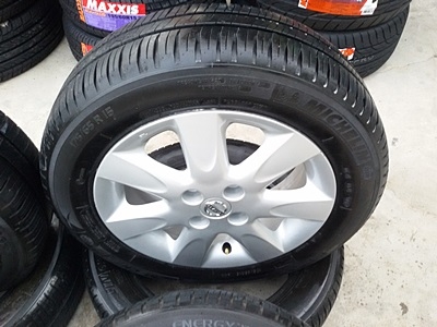 ขายล้อแม็กNISSAN March 15 ยางปี 4413   4 ล้อ