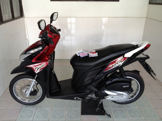 Click125i โฉมล่าสุด ลายใหม่ วิ่ง3000 รถ7เดือน (ของแถม 4 รายการ) Click125i โฉมล่าสุด ลายใหม่ วิ่ง3000 รถ7เดือน (ของแถม 4 รายการ)