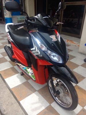 Honda Click i สีดำแดง รถสวย สภาพดี ลาย Street เป็นลายสุดท้าย