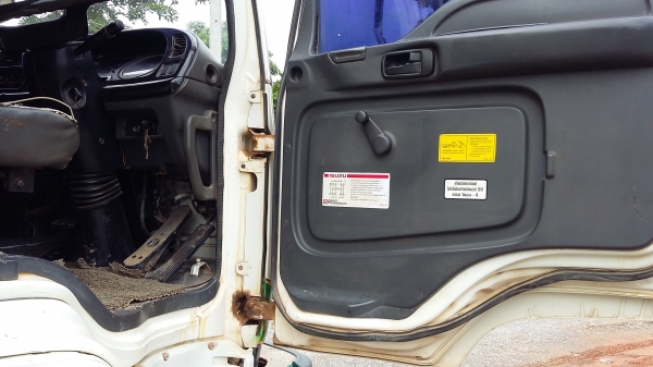 ขาย รถสิบล้อดั๊มสองเพลา อีซูซุเดก้ายูโรทู 270 ปี 47   สนใจ 0817368589