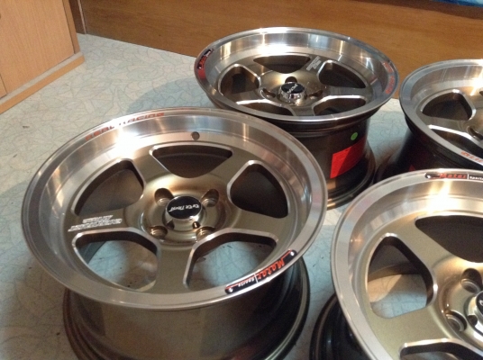 แม็ก Weld ขอบ 15 นิ้วของใหม่กว้าง 8 นิ้ว 4 รู 100 ออฟ20ถูกที่สุด