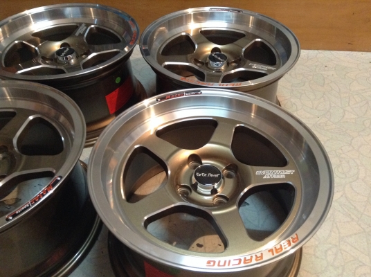 แม็ก Weld ขอบ 15 นิ้วของใหม่กว้าง 8 นิ้ว 4 รู 100 ออฟ20ถูกที่สุด