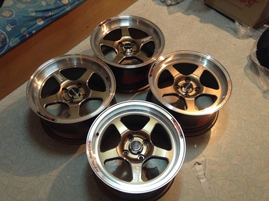 แม็ก Weld ขอบ 15 นิ้วของใหม่กว้าง 8 นิ้ว 4 รู 100 ออฟ20ถูกที่สุด