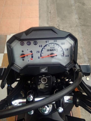 Zoomer X ตัวท๊อป ปี 2556 รุ่นคอมบายเบรค รถสวยเว่อร์ หล่อขั้นเทพ Zoomer X ตัวท๊อป ปี 2556 รุ่นคอมบายเบรค รถสวยเว่อร์ หล่อขั้นเทพ