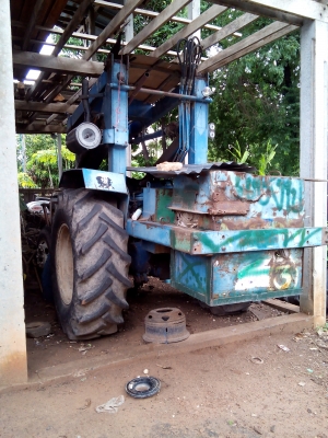 ขายรถไถฟอร์ทติดคีบ