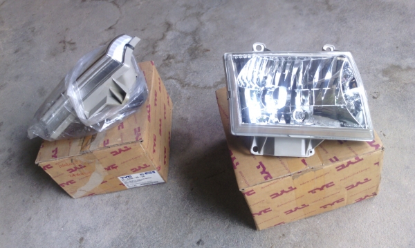 ไฟหน้า+กระจังหน้า มาสด้ากระบะไฟเตอร์