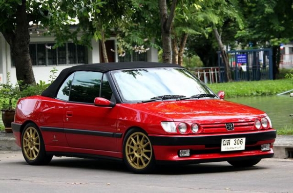 รถเปิดประทุน สภาพเทพๆ เจ้าของขายเองราคาถูกมากๆ รถเปิดประทุน สภาพเทพๆ เจ้าของขายเองราคาถูกมากๆ