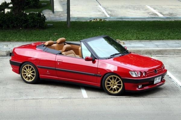 รถเปิดประทุน สภาพเทพๆ เจ้าของขายเองราคาถูกมากๆ รถเปิดประทุน สภาพเทพๆ เจ้าของขายเองราคาถูกมากๆ