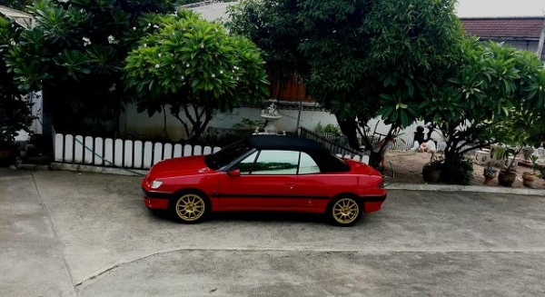 รถเปิดประทุน สภาพเทพๆ เจ้าของขายเองราคาถูกมากๆ รถเปิดประทุน สภาพเทพๆ เจ้าของขายเองราคาถูกมากๆ