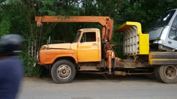 ขาย 6 ล้อหัวยาว ติดเครน ยูนิค 2.5 ตัน ขาย 6 ล้อหัวยาว ติดเครน ยูนิค 2.5 ตัน