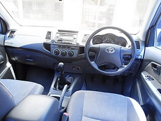 TOYOTA VIGO CHAMP 2.7 SMARTCAB ปี 2012 ติดแก๊ส NGV จัดไฟแนนซ์ได้ T.086-527-9533