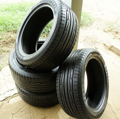 ยางขอบ17 กู๊ดเยียร์ 215-50-R17ลงพื้นปี13(4เส้น3,200บ)ดอกเพียบ