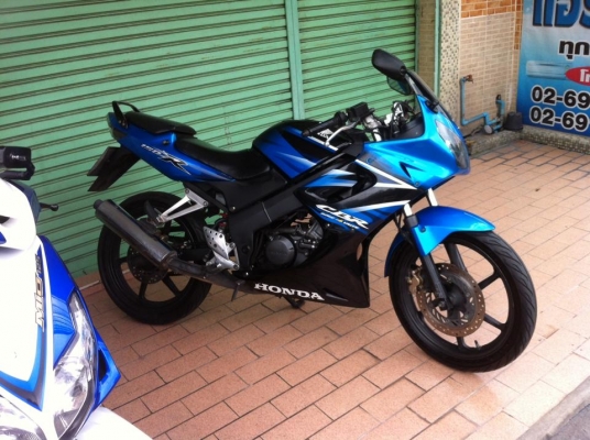 ขออนุญาติขาย HONDA CBR 150 ปี 50 ตัวสุดท้าย สตา์ร์ทมือ โอนฟรี