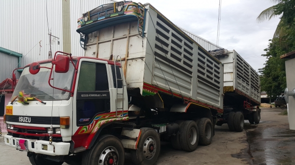 ขายรถพ่วง 20 ล้อ แม่-ลูก กระบะเหล็กคอกเกษตรดั้ม ISUZU 210 วางเครื่อง HINO P11C-320 แรง เกียร์อีตั้น รถสวย ยางเต็ม ราคาย้อมๆ1250000 ต่อรอง จัดแนนซ์ได้