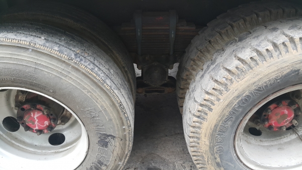 ขายรถพ่วง 20 ล้อ แม่-ลูก กระบะเหล็กคอกเกษตรดั้ม ISUZU 210 วางเครื่อง HINO P11C-320 แรง เกียร์อีตั้น รถสวย ยางเต็ม ราคาย้อมๆ1250000 ต่อรอง จัดแนนซ์ได้