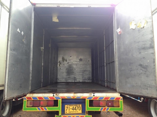 ขาย 6 ล้อตู้ 10 บาน ยาว 6 ม. ขายสด620,000