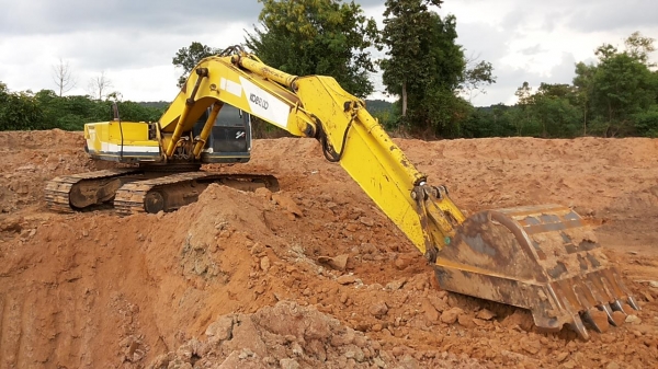 **900,000 บ.ต่อรอง/// แบคโฮสวยๆ KOBELCO SK200 MARK-3 เล่มทะเบียน **ขาย KOBELCO MARK 3 SK200 แบคโฮสภาพสวย มีเล่มฯ พร้อมลุย HYD.EXCAVATOR KOBELCO SK200 MARK-3 (ซีเรียล)S/N.YN-11603 เก๋งน้ำเงินแท้ เครื่องเดิม ปั้มเดิม ไฟฟ้าตัด เครื่อง/ปั้ม เช็ค-ฟิต ใหม่ ไม่น