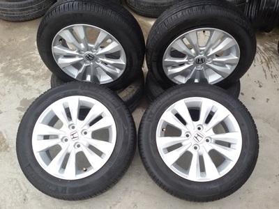 ขายล้อแม็กHONDA  CITYขอบ15 ยาง ปี3014  4 ล้อ