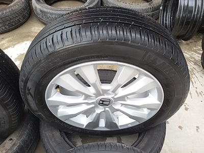 ขายล้อแม็กHONDA  CITYขอบ15 ยาง ปี3014  4 ล้อ