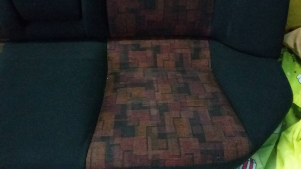 เบาะหลังโว 4 สภาพดี เบาะหลังโว 4 สภาพดี