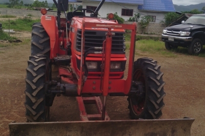 รถไถคูโบต้า M 5000รถเดิมอุปกรณ์ครบพร้อมใช้เล่มพร้อมปี53เล่มติดมือ 370000