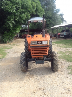 ขายคูโบต้า KUBOTA L1-26 เครื่องดี เกียร์ดี สภาพเยี่ยม พร้อมผาน3 ครับ