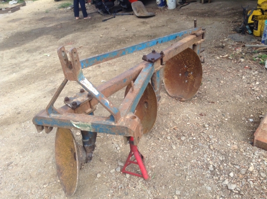 ขายคูโบต้า KUBOTA L1-26 เครื่องดี เกียร์ดี สภาพเยี่ยม พร้อมผาน3 ครับ