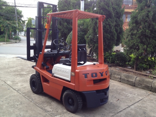 รถยกฟอร์ลิฟท์ TOYOTA FG 15 V รถยกฟอร์ลิฟท์ TOYOTA FG 15 V